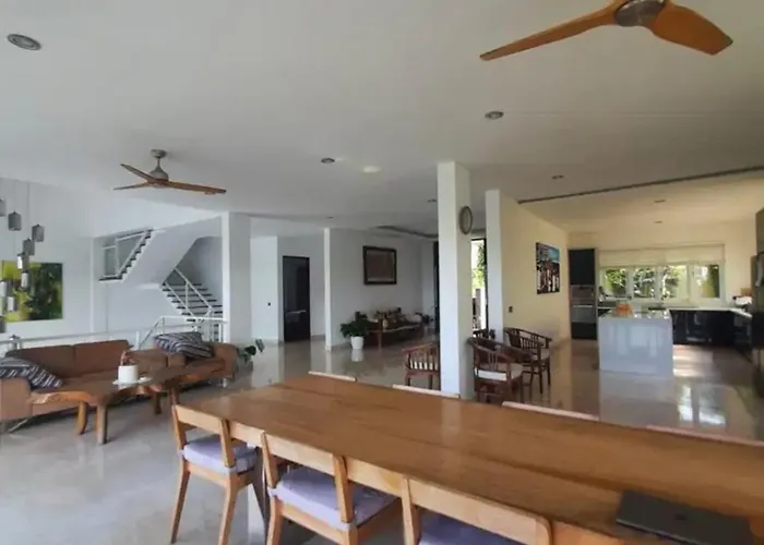Villa Island
